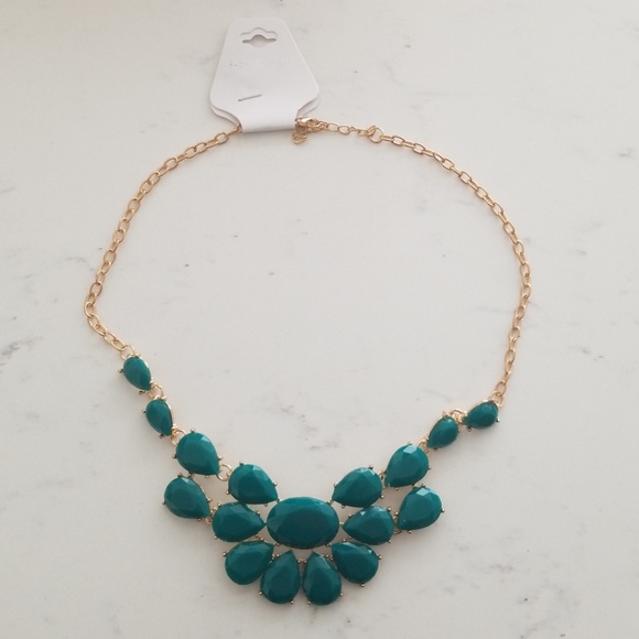 Jewelry - Green necklace